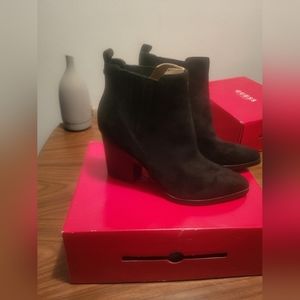 Guess botties 7US